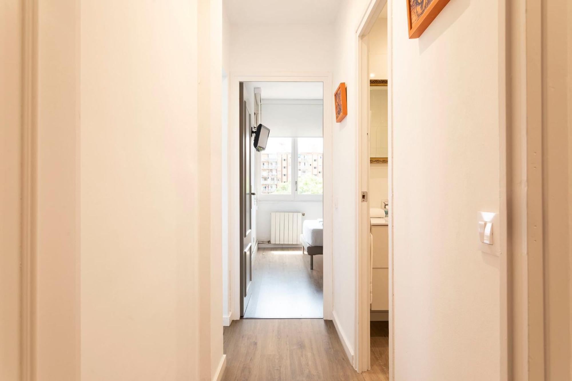Cozy Apartment Near Fira Gran Via With Ac Οσπιταλέτ ντε Λιοβρεγάτ Εξωτερικό φωτογραφία
