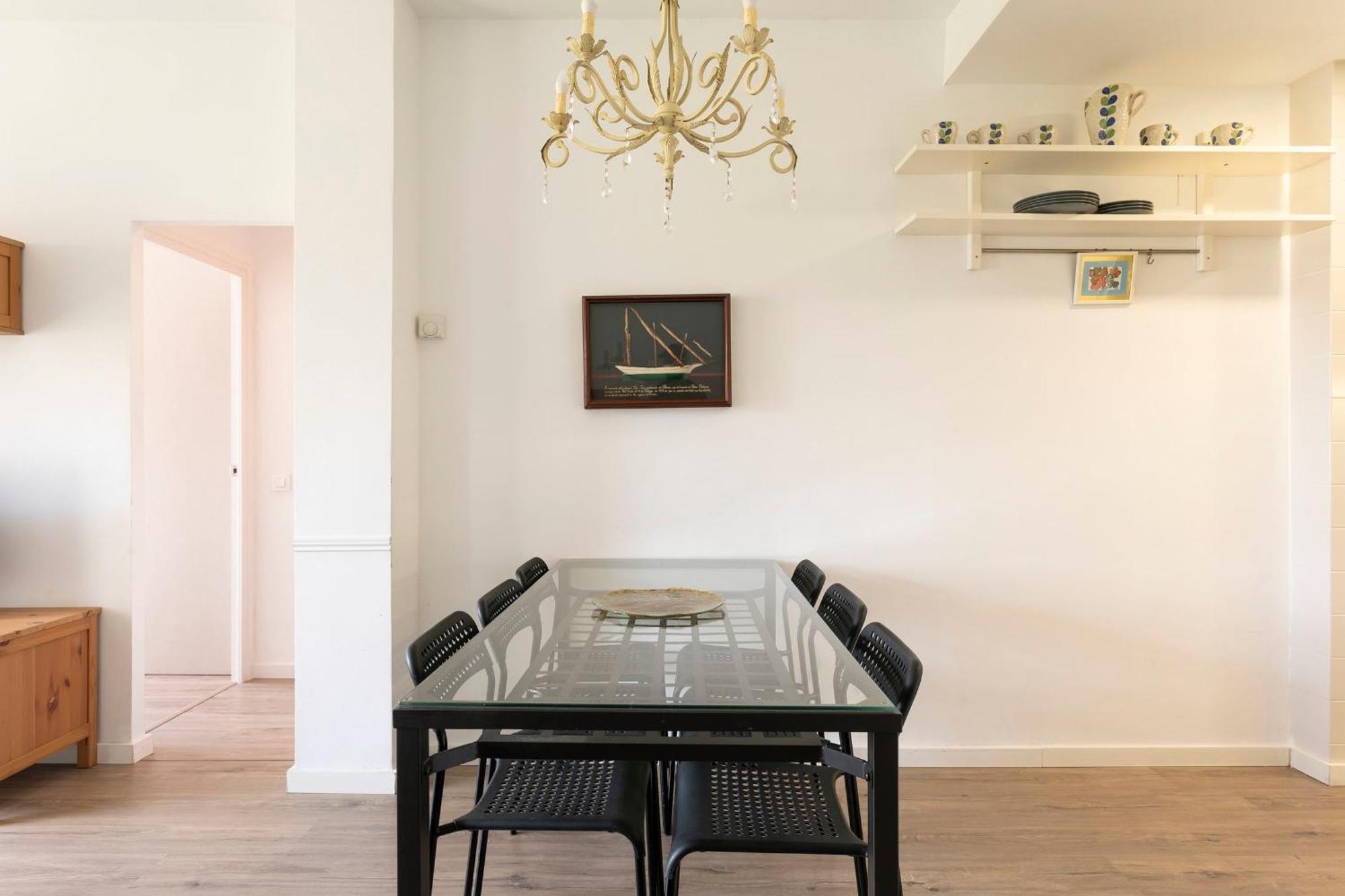 Cozy Apartment Near Fira Gran Via With Ac Οσπιταλέτ ντε Λιοβρεγάτ Εξωτερικό φωτογραφία