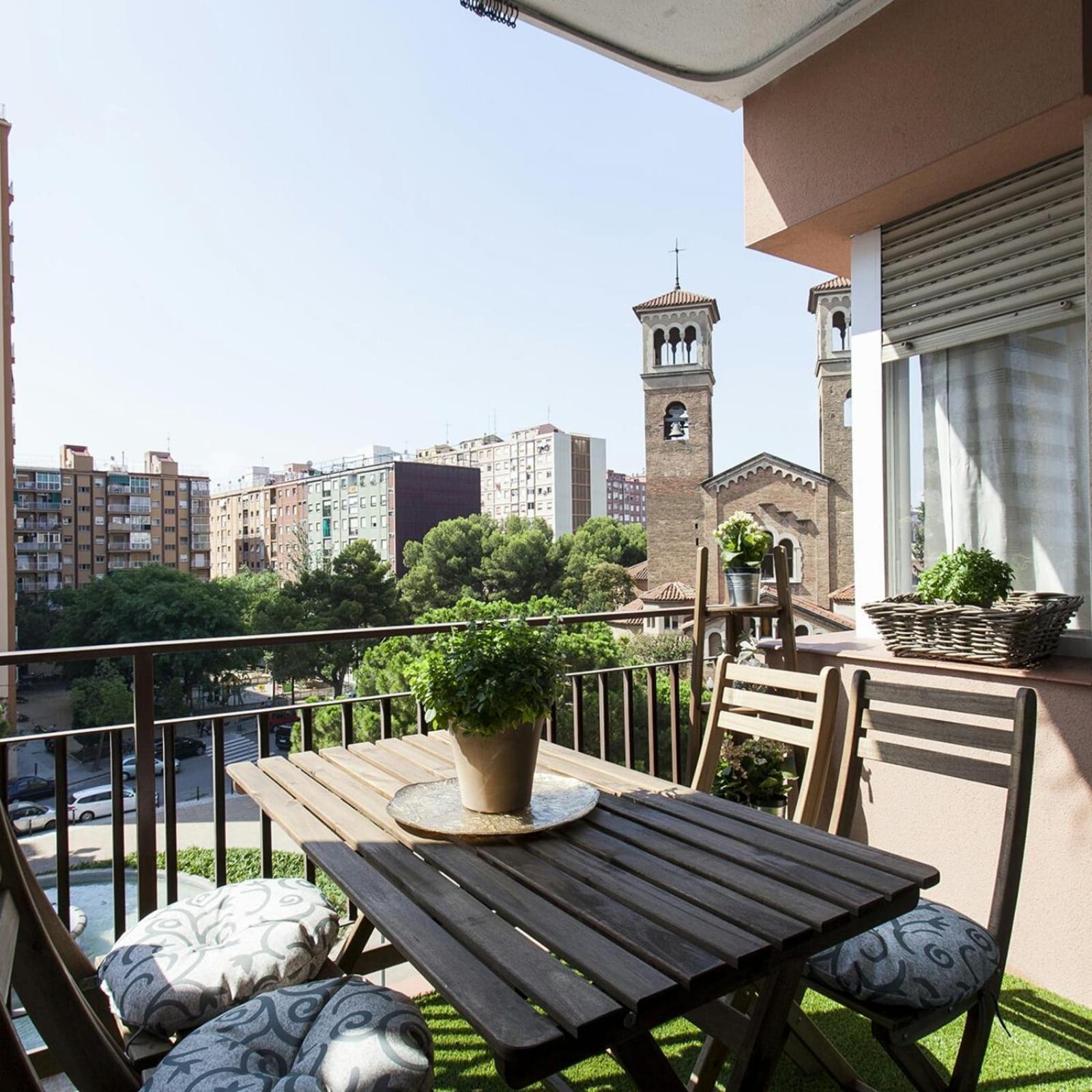 Cozy Apartment Near Fira Gran Via With Ac Οσπιταλέτ ντε Λιοβρεγάτ Εξωτερικό φωτογραφία
